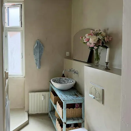 Design Flat Between Frederiksberg And Vesterbro Kopenhagen